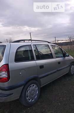 Минивэн Opel Zafira 2004 в Дрогобыче