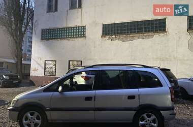 Минивэн Opel Zafira 2002 в 