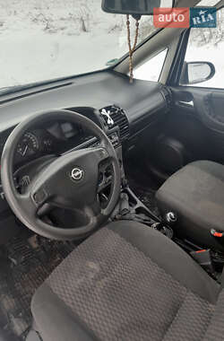 Минивэн Opel Zafira 2004 в 