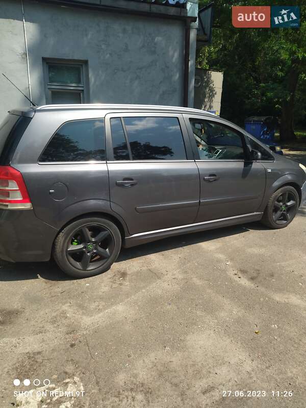 Мінівен Opel Zafira 2008 в Вінниці