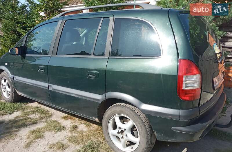 Мінівен Opel Zafira 2003 в Луцьку