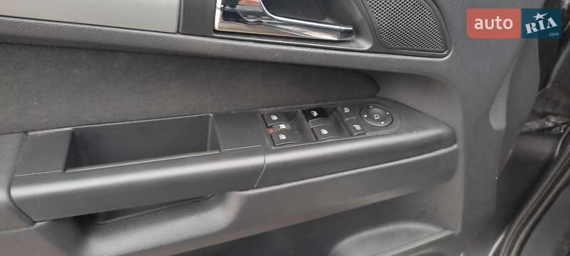 Минивэн Opel Zafira 2012 в Барышевке