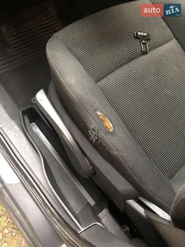 Мінівен Opel Zafira 2010 в Надвірній