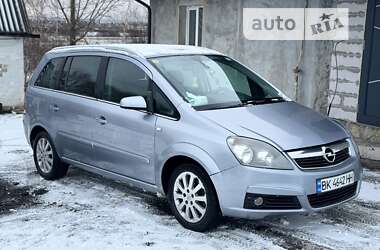 Мінівен Opel Zafira 2007 в Дубні