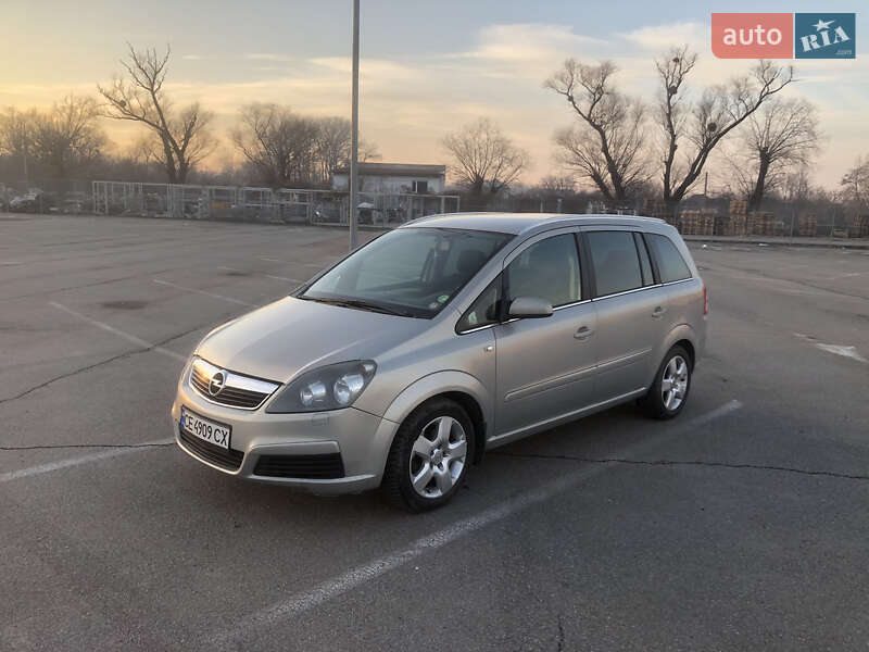 Минивэн Opel Zafira 2007 в Черновцах