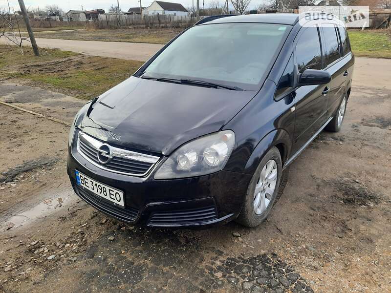 Минивэн Opel Zafira 2006 в Николаеве