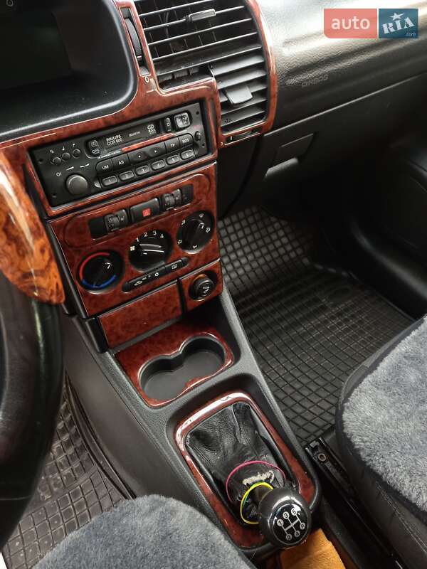 Мінівен Opel Zafira 2001 в Чернівцях фото 23 Мінівен Opel Zafira 2001 в Чернівцях