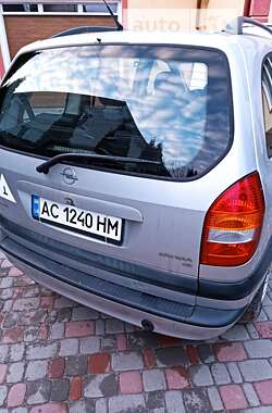 Минивэн Opel Zafira 2002 в Камне-Каширском