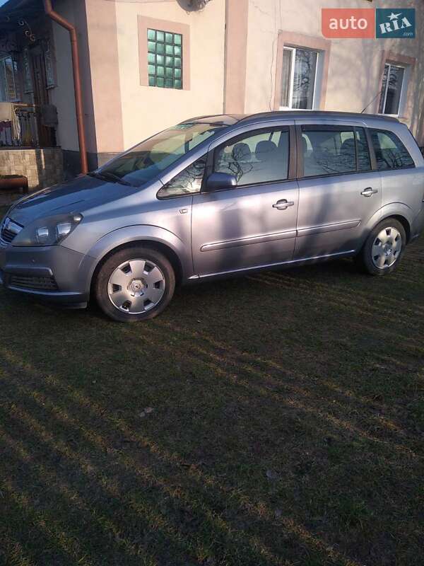 Мінівен Opel Zafira 2006 в Кременці
