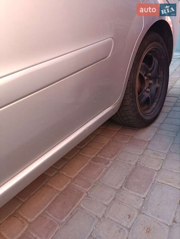 Мінівен Opel Zafira 2007 в Рівному