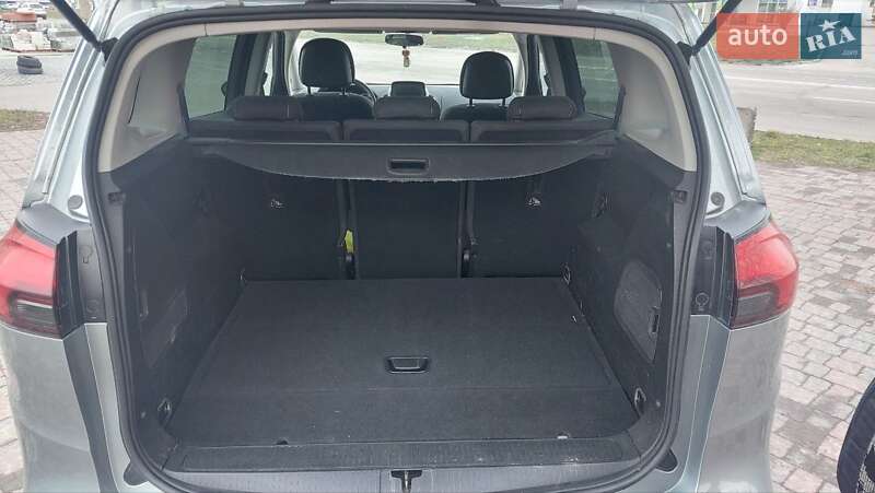 Микровэн Opel Zafira 2015 в Белой Церкви