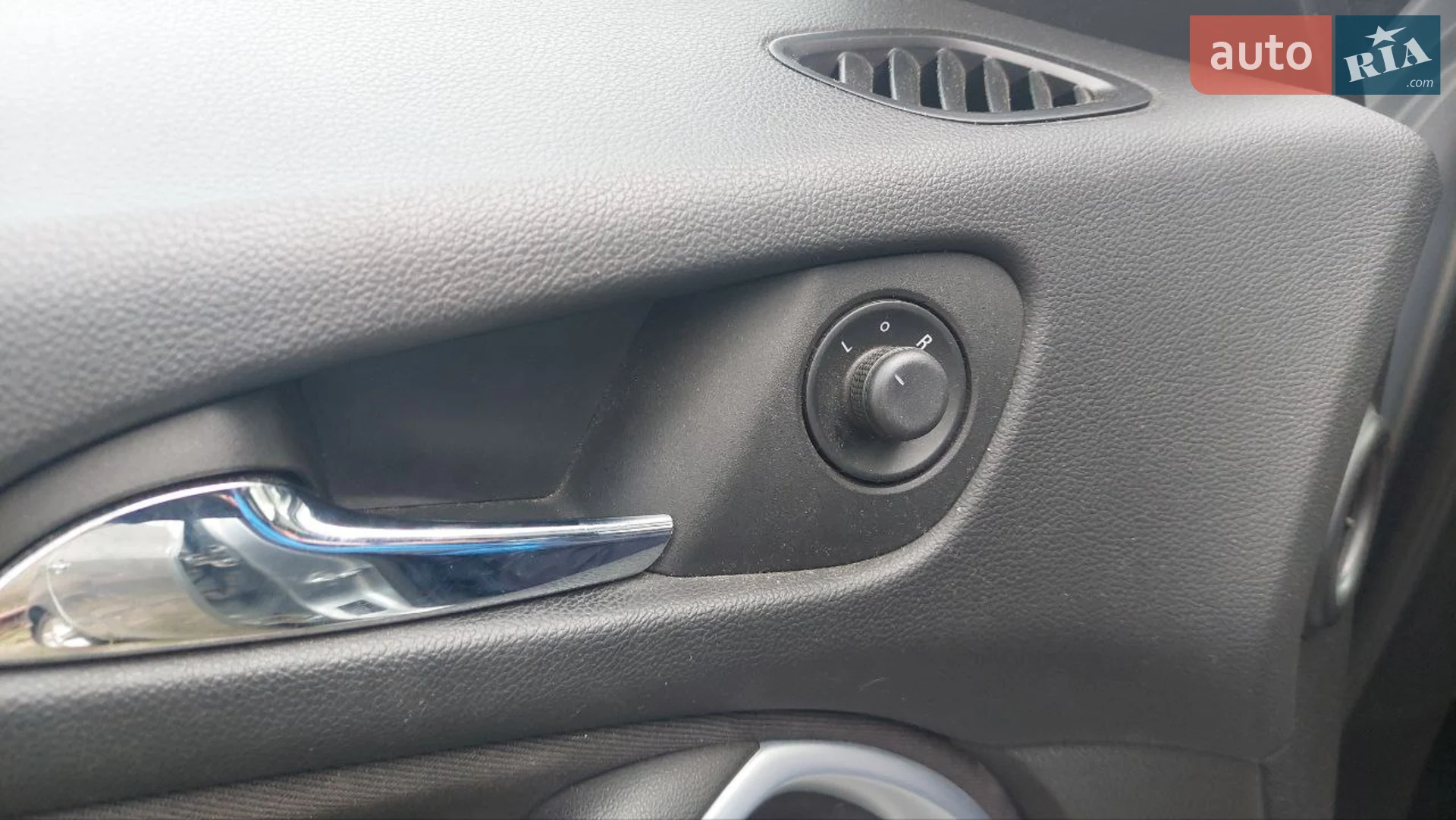 2015 Opel Zafira - мініатюра 17