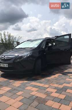Минивэн Opel Zafira 2014 в 