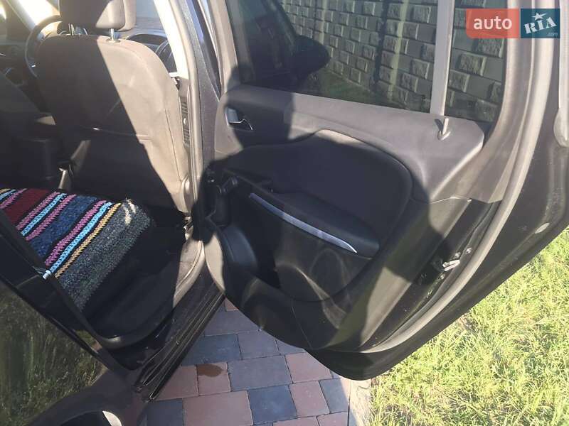 Мінівен Opel Zafira 2014 в Рівному