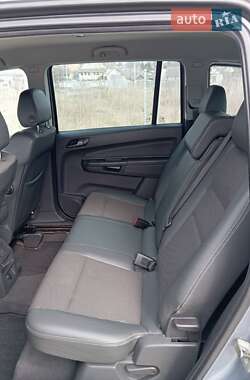 Минивэн Opel Zafira 2011 в 