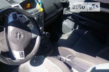 Мінівен Opel Zafira 2008 в Яремчі