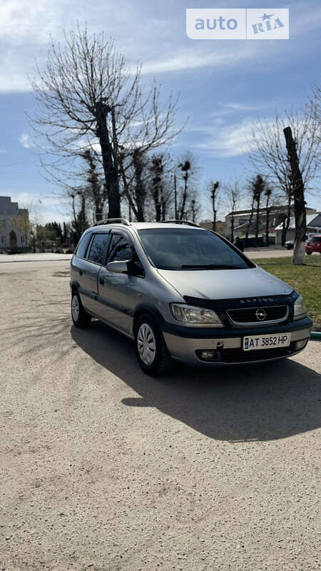 Мінівен Opel Zafira 2000 в Житомирі