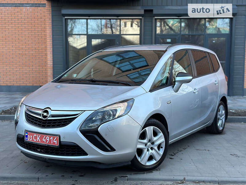 Мінівен Opel Zafira 2014 в Дніпрі