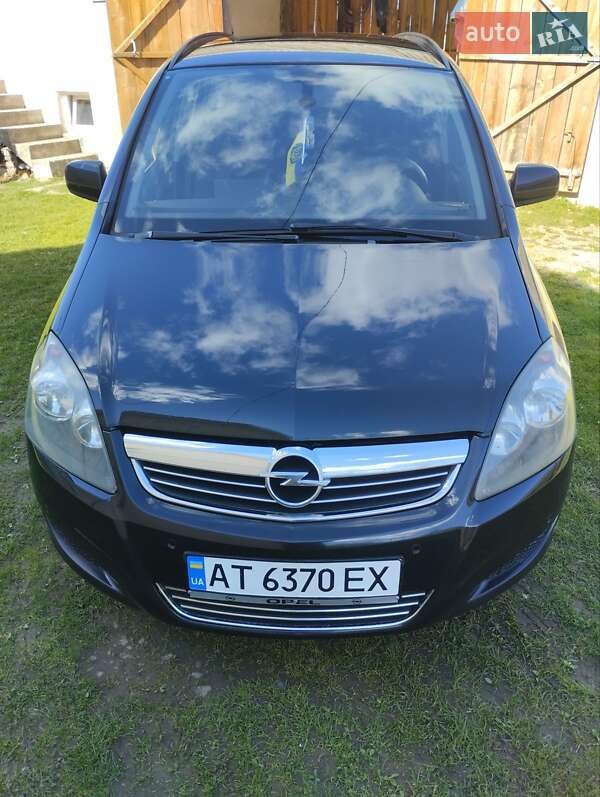 Opel Zafira 2010