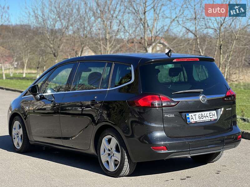 Мінівен Opel Zafira 2014 в Калуші