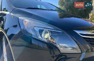 Минивэн Opel Zafira 2014 в 