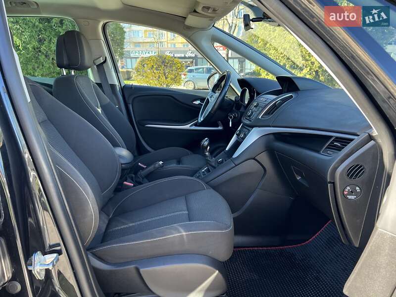 Мінівен Opel Zafira 2014 в Калуші