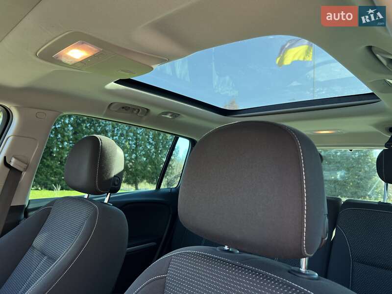 Мінівен Opel Zafira 2014 в Калуші