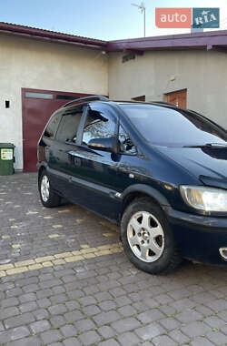 Мінівен Opel Zafira 2002 в 