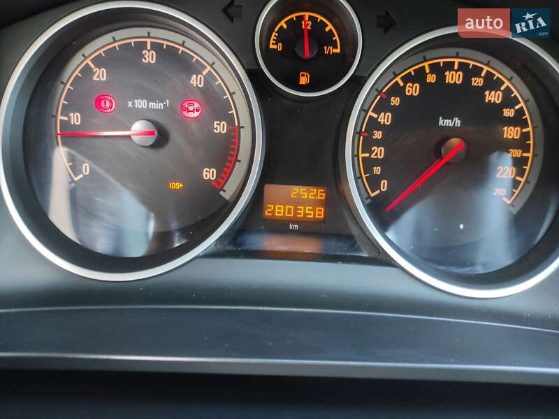 Мінівен Opel Zafira 2007 в Дніпрі