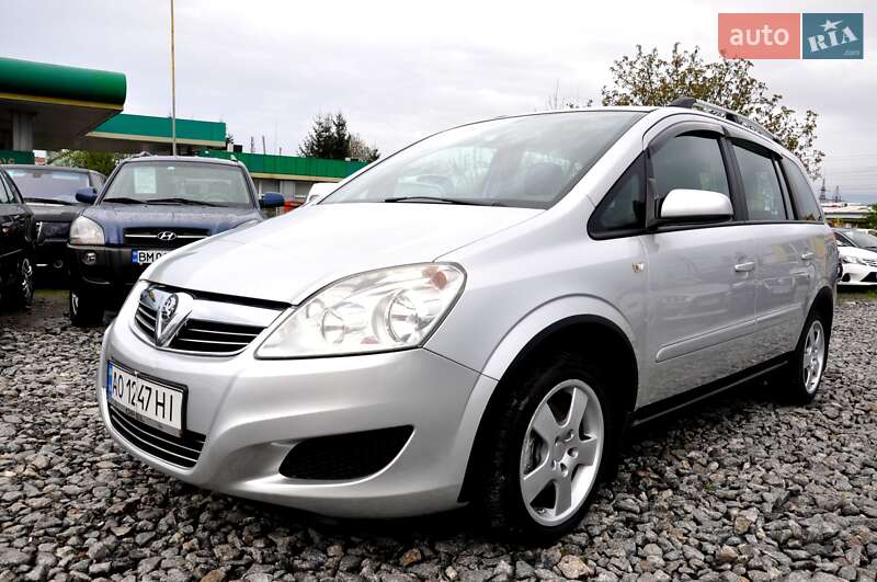 Минивэн Opel Zafira 2009 в Львове