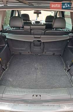 Минивэн Opel Zafira 2010 в 