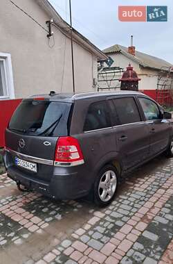 Минивэн Opel Zafira 2010 в Тернополе