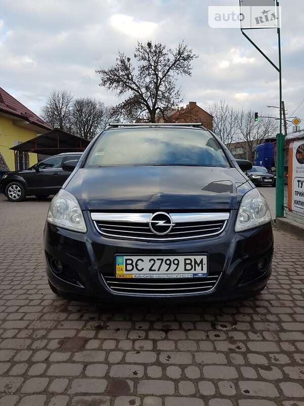 Opel Zafira 2008