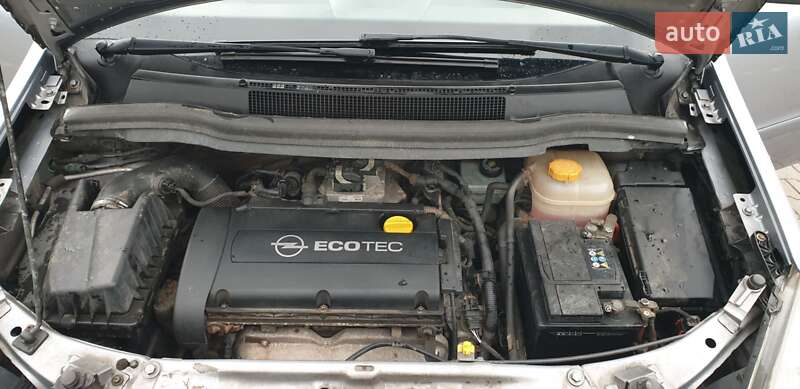 Мінівен Opel Zafira 2007 в Луцьку