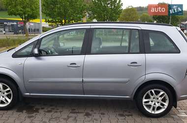 Минивэн Opel Zafira 2007 в Луцке