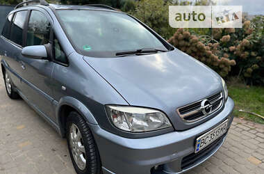 Мінівен Opel Zafira 2004 в Новояворівську