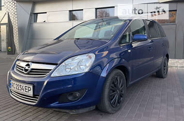 Минивэн Opel Zafira 2008 в Луцке