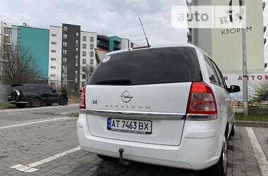 Минивэн Opel Zafira 2012 в Львове