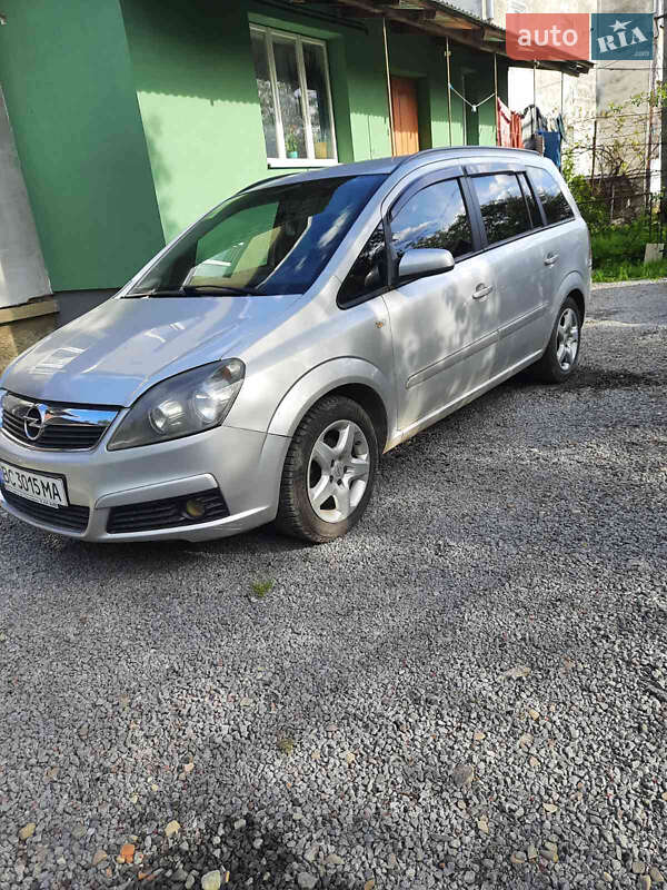 Мінівен Opel Zafira 2007 в Дрогобичі