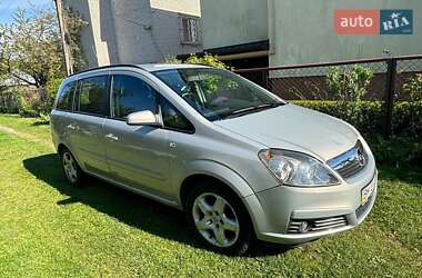 Мінівен Opel Zafira 2008 в Києві
