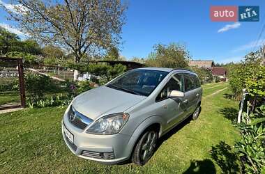 Мінівен Opel Zafira 2008 в Києві