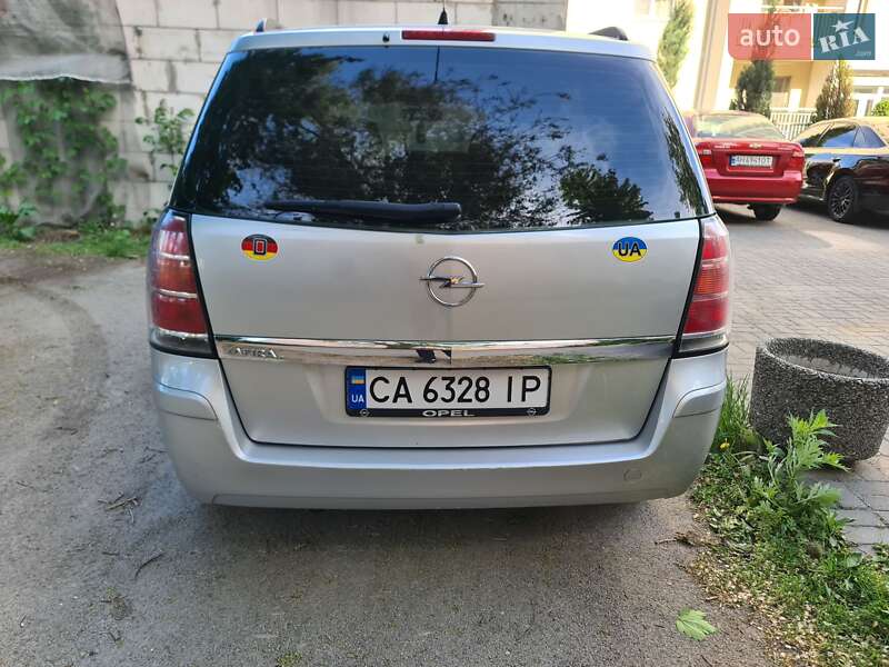Минивэн Opel Zafira 2006 в Днепре фото 4 Минивэн Opel Zafira 2006 в Днепре
