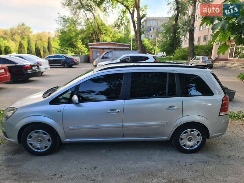 Минивэн Opel Zafira 2006 в Днепре фото 3 Минивэн Opel Zafira 2006 в Днепре