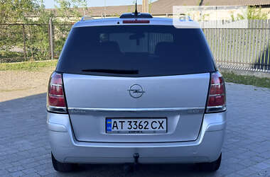 Минивэн Opel Zafira 2007 в Ивано-Франковске