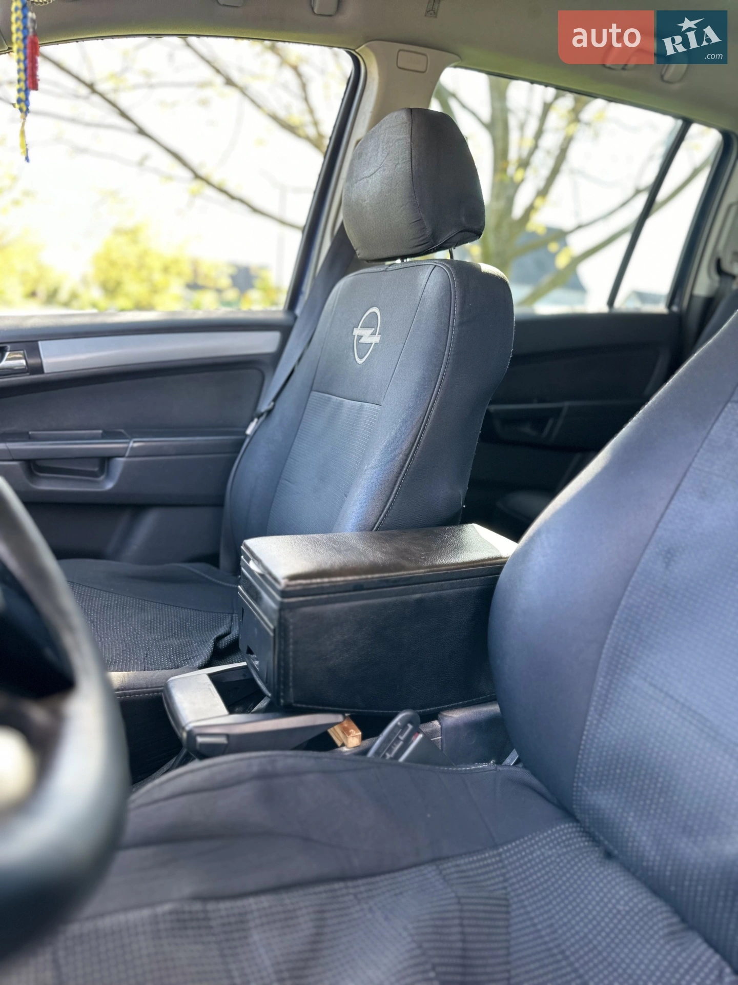 2010 Opel Zafira - мініатюра 13
