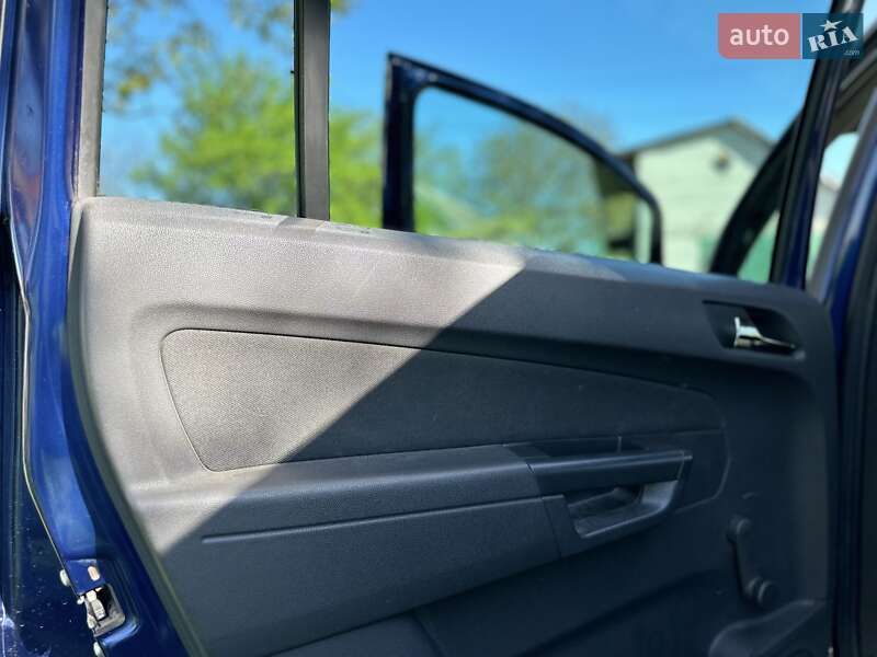 Мінівен Opel Zafira 2010 в Білій Церкві