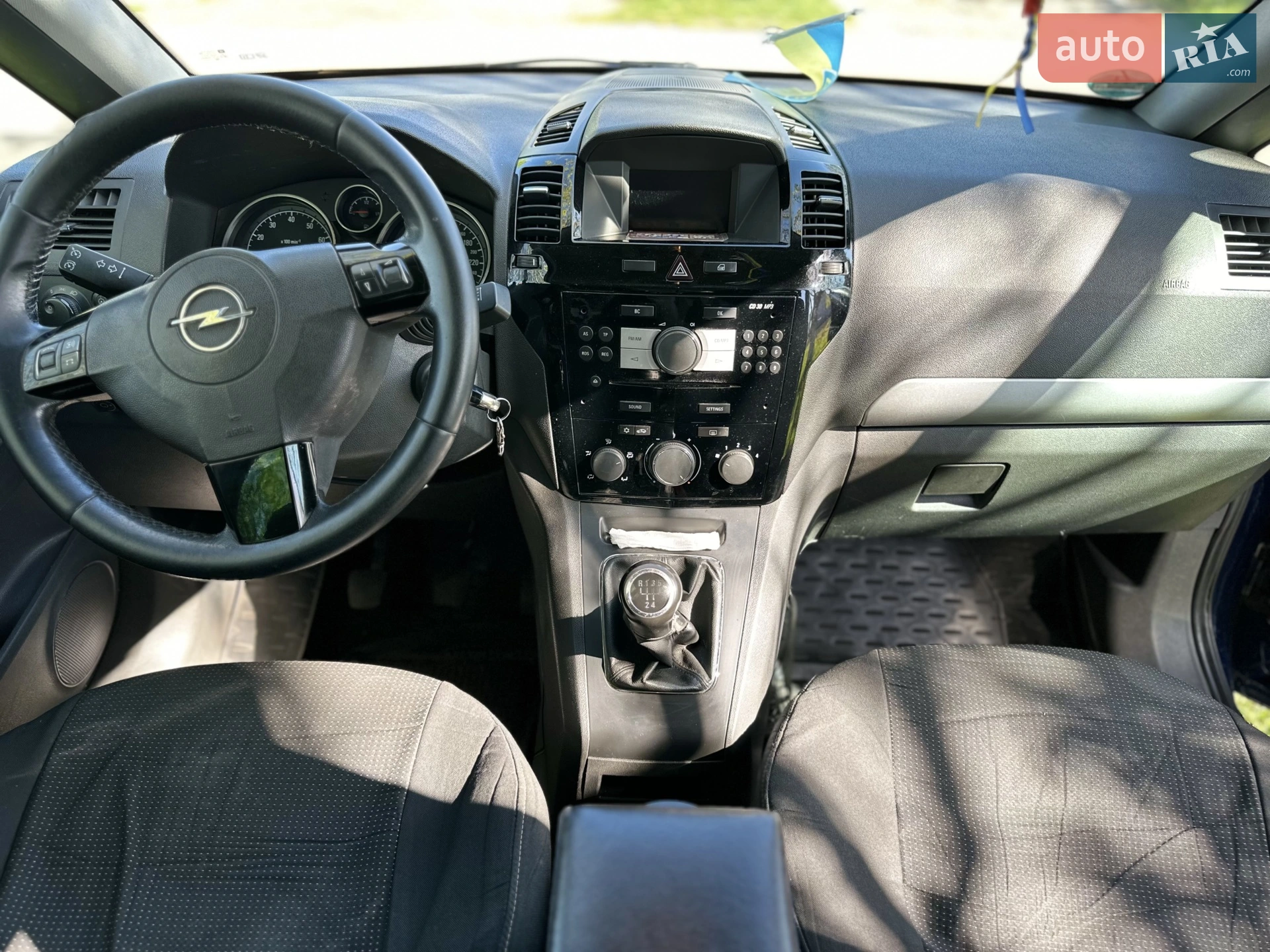 2010 Opel Zafira - мініатюра 26