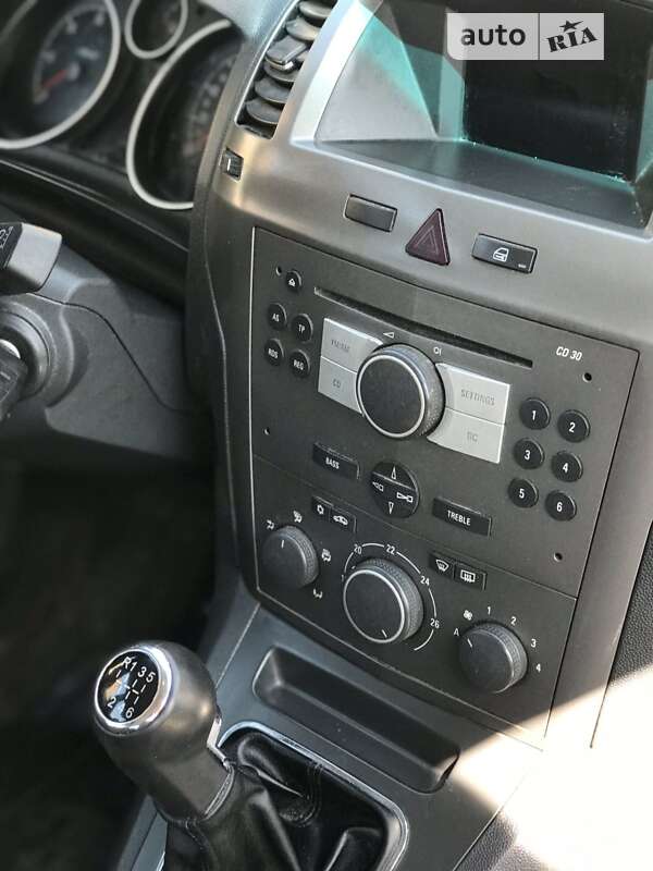 Минивэн Opel Zafira 2006 в Полтаве