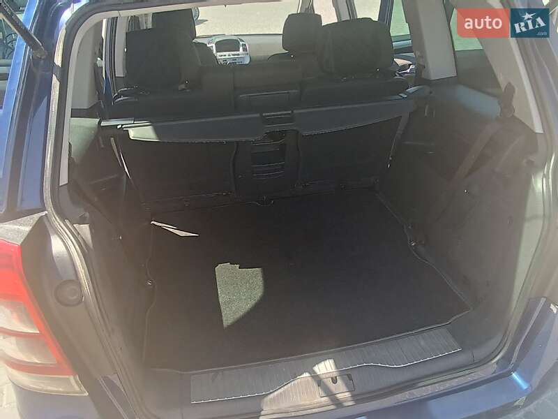 Мінівен Opel Zafira 2009 в Кропивницькому фото 2 Мінівен Opel Zafira 2009 в Кропивницькому