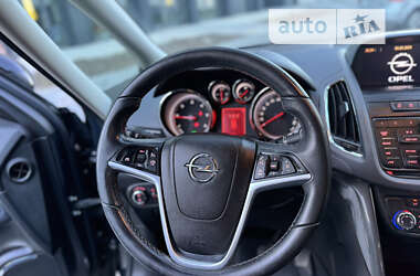 Мікровен Opel Zafira 2013 в Рівному
